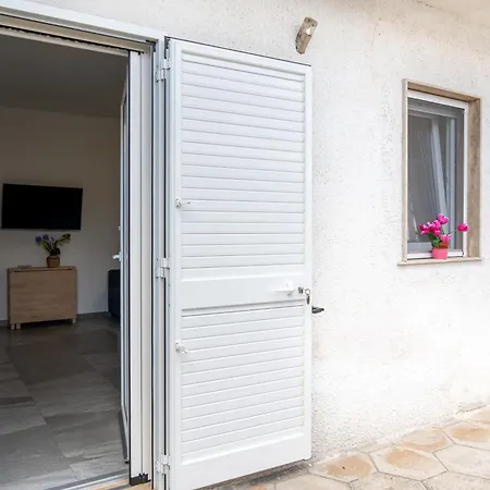 Casa Mario 2d A 180 Mt Dal Mare Di Punta Prosciutto